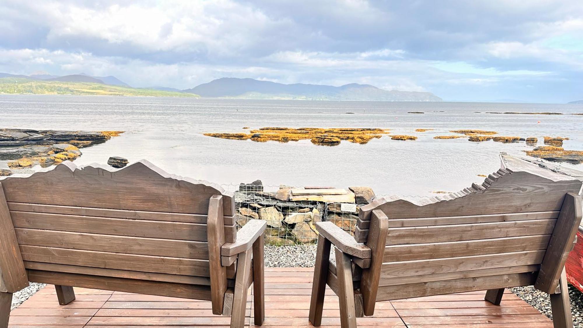 Carnmhor, Isle Of Skye - Stunning 242 Year Old Cottage On Its Own Sea Shore! Breakish Eksteriør billede