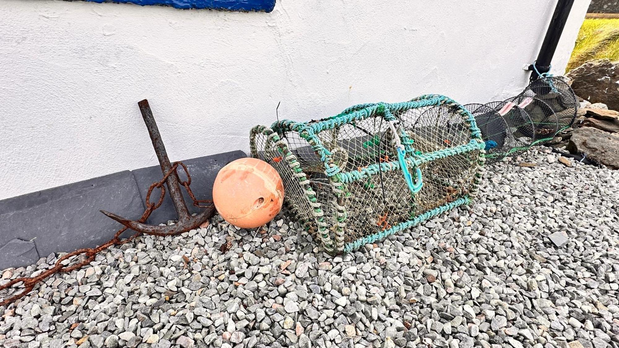 Carnmhor, Isle Of Skye - Stunning 242 Year Old Cottage On Its Own Sea Shore! Breakish Eksteriør billede