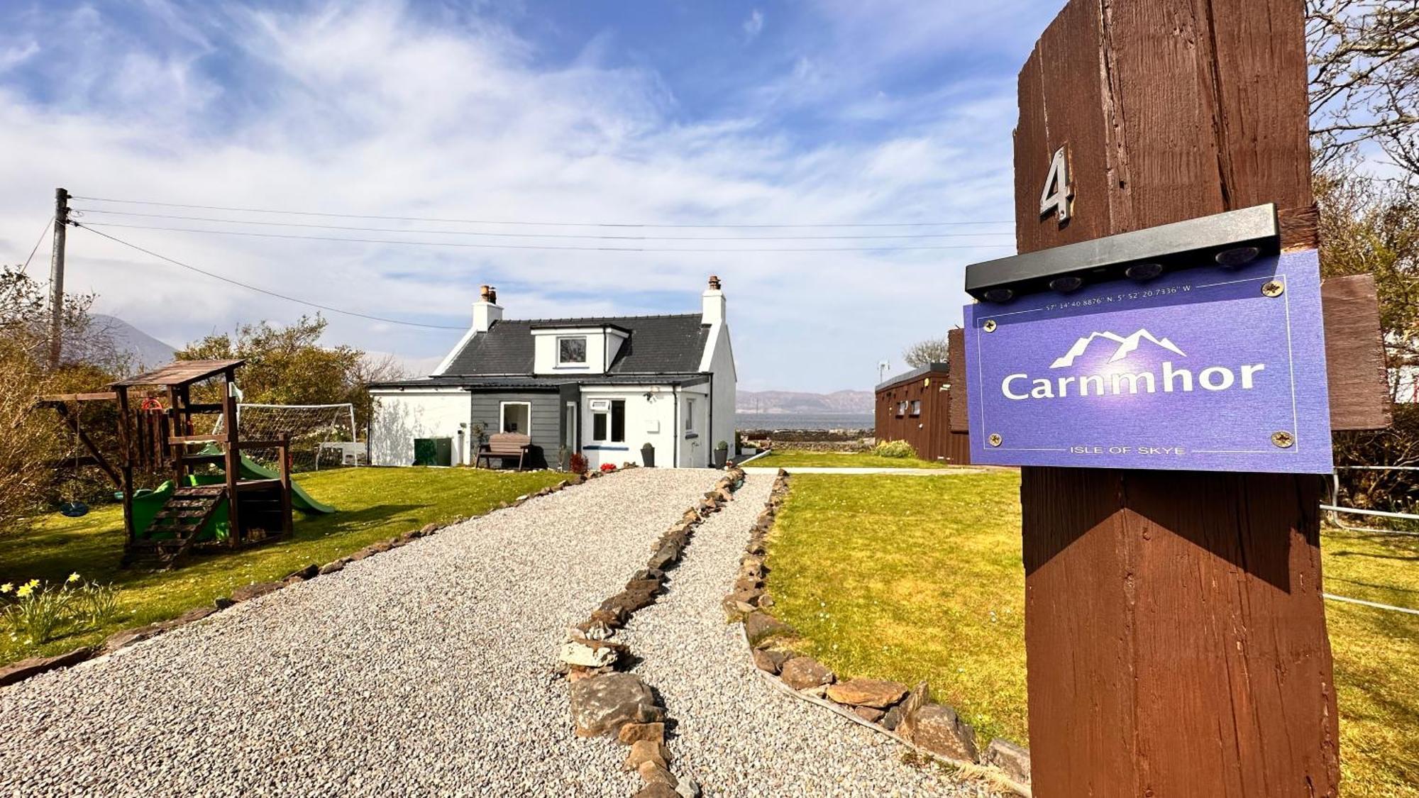 Carnmhor, Isle Of Skye - Stunning 242 Year Old Cottage On Its Own Sea Shore! Breakish Eksteriør billede